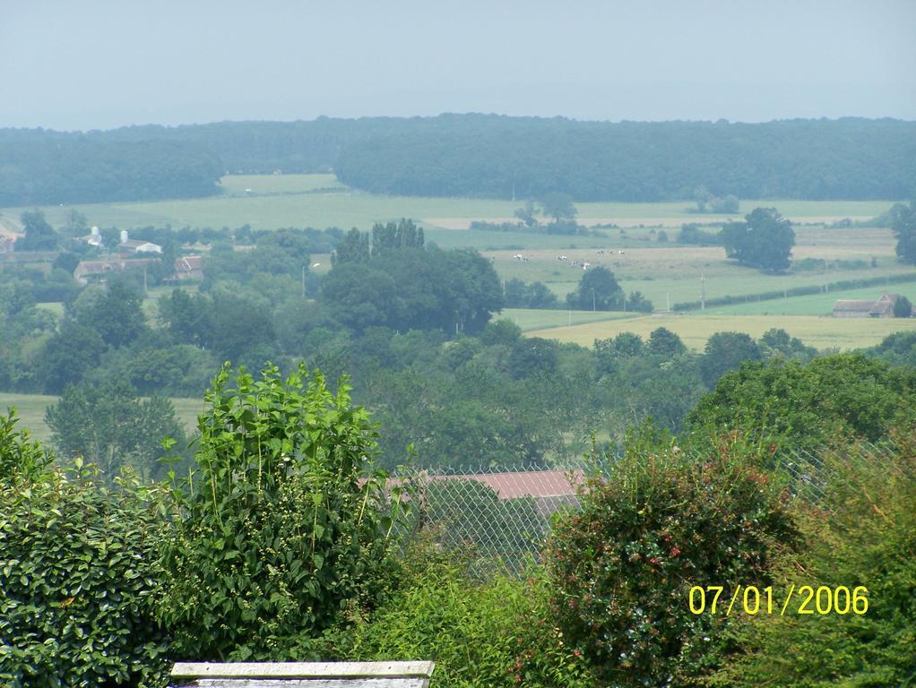 Вилла Gite Des Basses Touches Moitron-sur-Sarthe Экстерьер фото